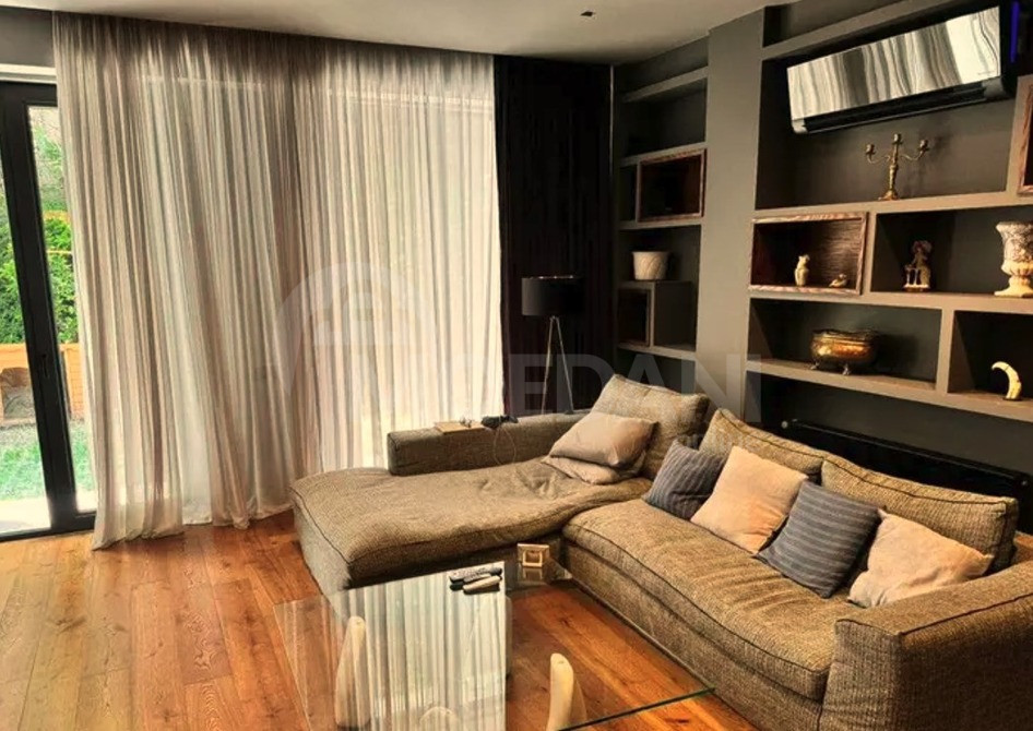 Продам 4-комн. квартиру 144м² 2/7 эт. Тбилиси - изображение 1