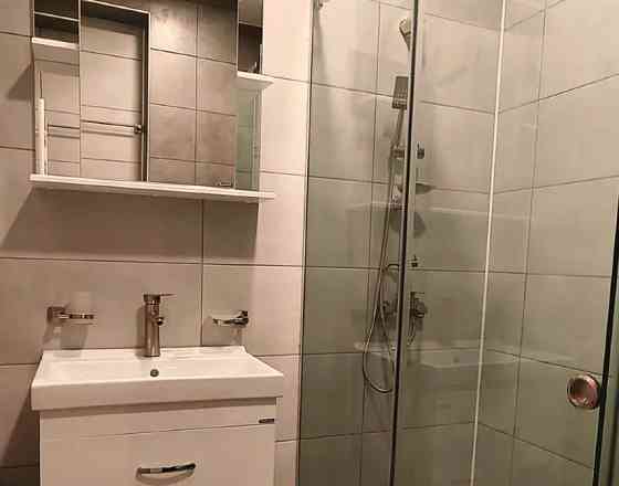 ქირავდება 2 ოთახიანი ბინა 40მ² 10/12 სართ თბილისი