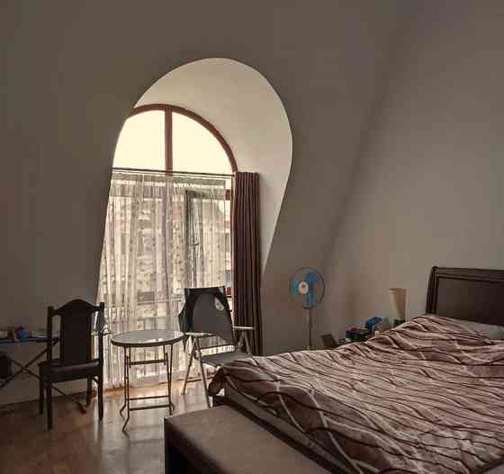 Продам 5-комн. квартиру 137м² 9/10 эт. Тбилиси