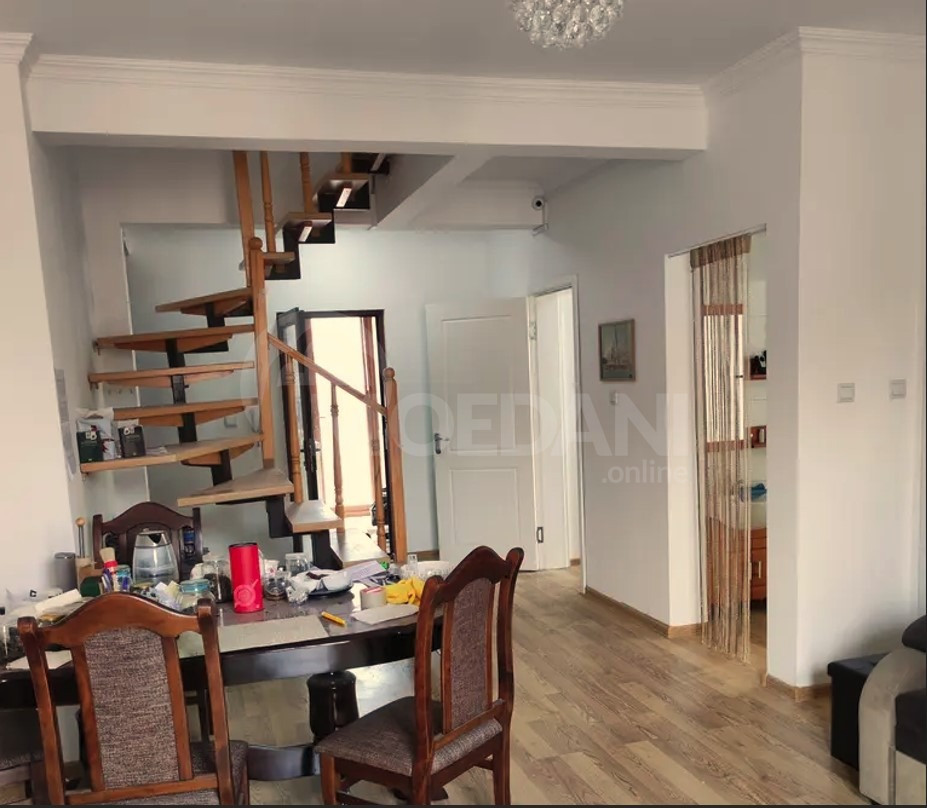 Продам 5-комн. квартиру 137м² 9/10 эт. Тбилиси - изображение 9