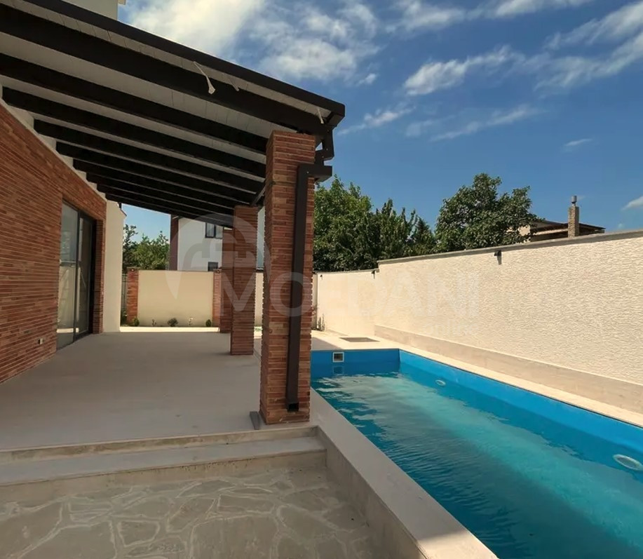 სახლი 600м² თბილისი - photo 1