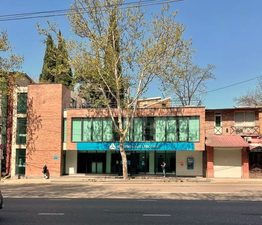 Იყიდება უნივერსალური კომერციული ფართი დიდუბეში თბილისი - photo 1