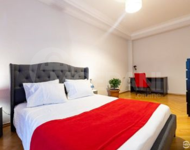 ქირავდება 3 ოთახიანი ბინა 160მ² 2/9 სართ თბილისი - photo 1