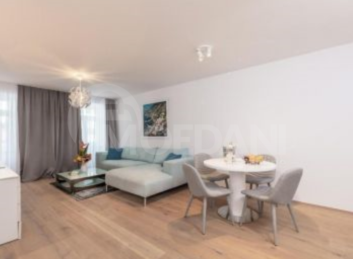 ქირავდება 3 ოთახიანი ბინა 116მ² 6/10 სართ თბილისი - photo 1