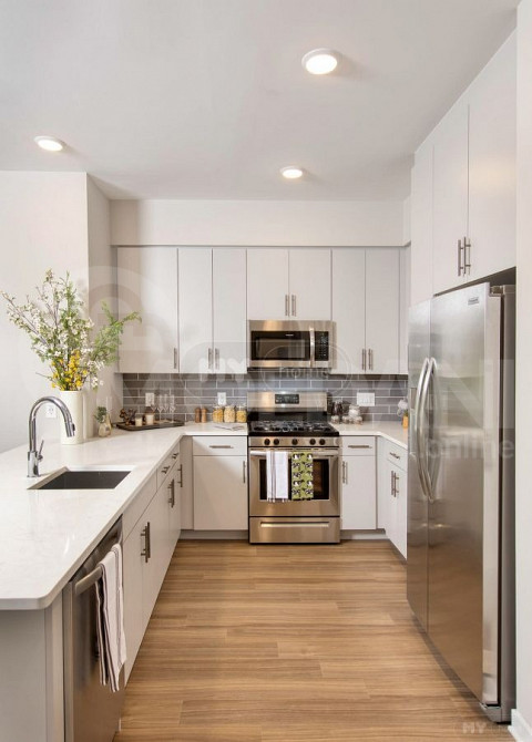 Apartments For Rent five-room 220м² 5/6 floor Tbilisi - photo 6