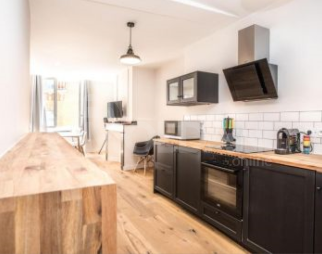 Apartments For Rent four-room 140м² 5/10 floor Tbilisi - photo 2