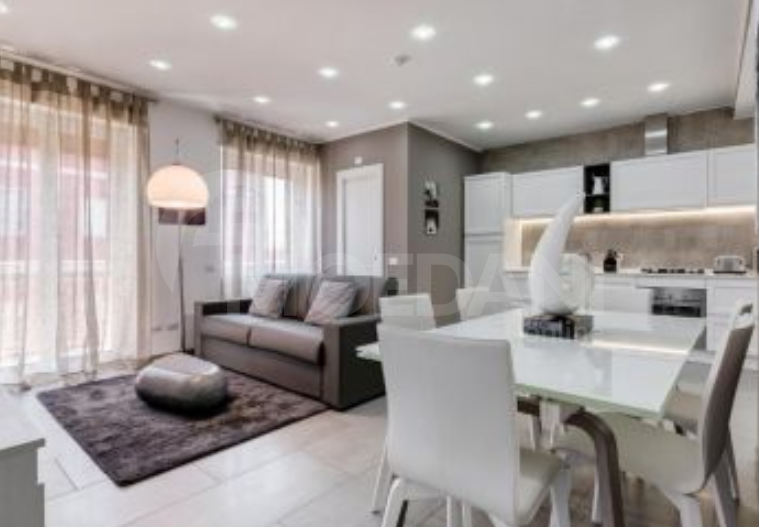 Apartments For Rent five-room 210м² 5/6 floor Tbilisi - photo 3