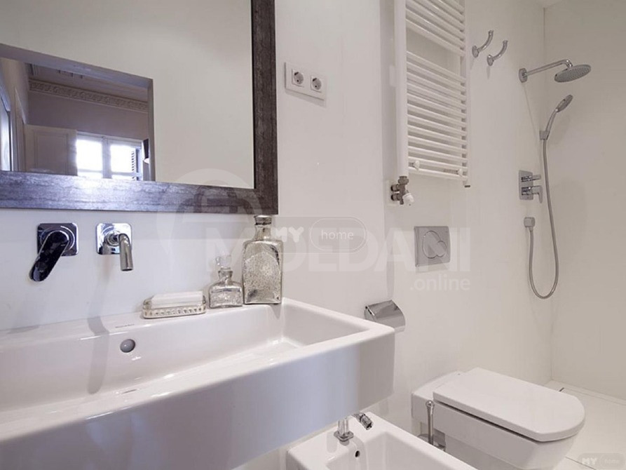 Apartments For Rent five-room 176м² 6/12 floor Tbilisi - photo 4