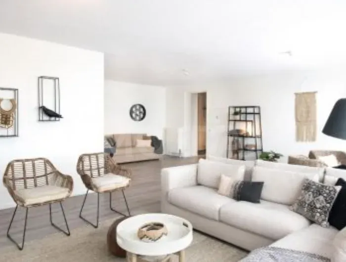 Apartments For Rent five-room 192м² 7/10 floor Tbilisi - photo 1