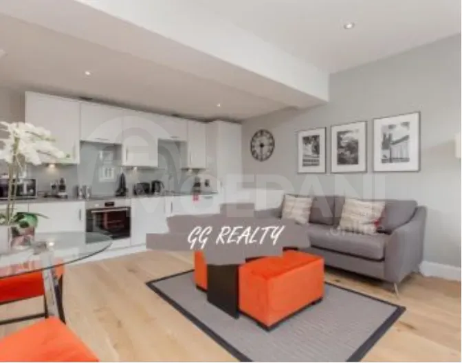 Apartments For Rent five-room 182м² 6/10 floor Tbilisi - photo 2