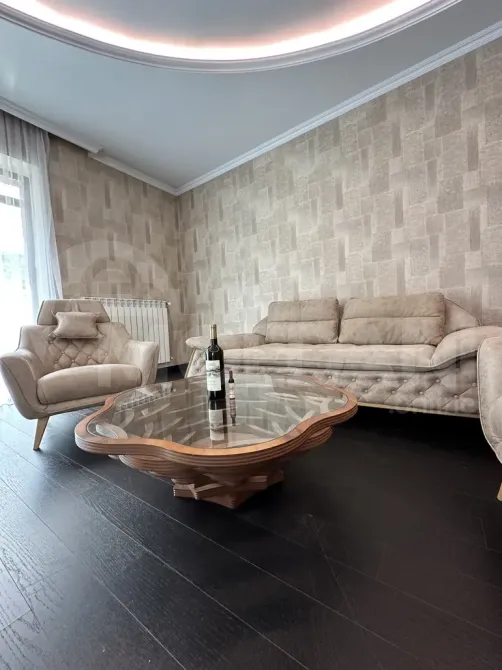 ქირავდება 3 ოთახიანი ბინა 210მ² 8/9 სართ თბილისი - photo 3