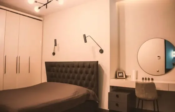 ქირავდება 3 ოთახიანი ბინა 105მ² 13/32 სართ თბილისი