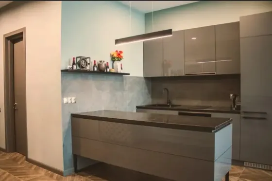 ქირავდება 3 ოთახიანი ბინა 105მ² 13/32 სართ თბილისი