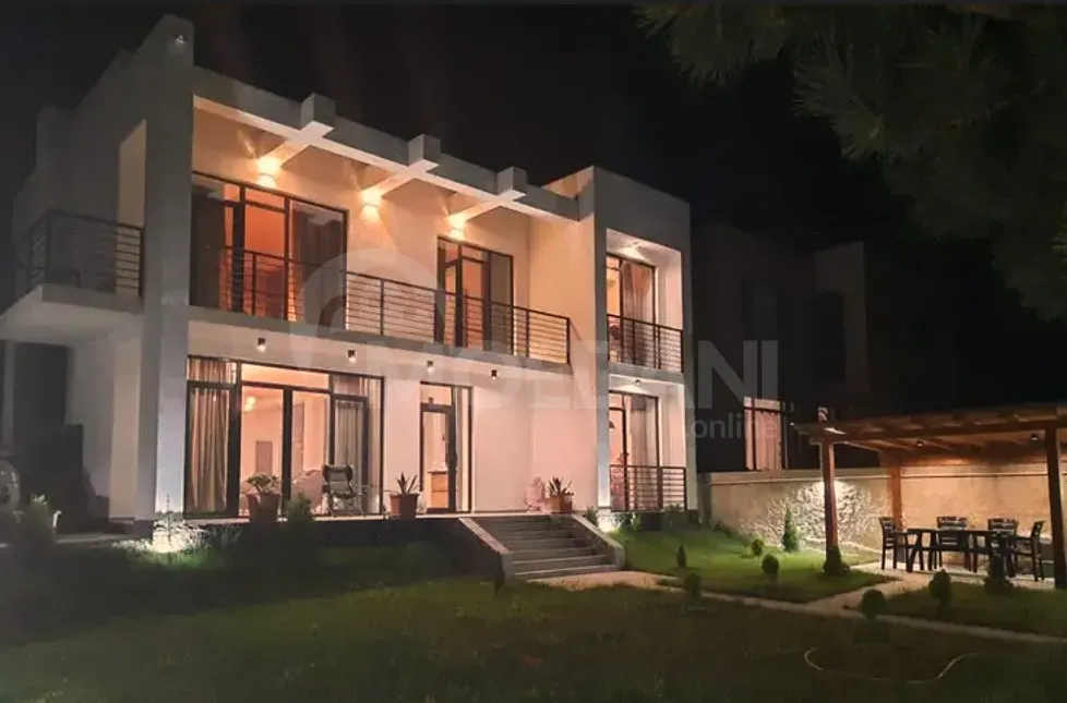 ქირავდება სახლი 250м² მცხეთა - photo 1