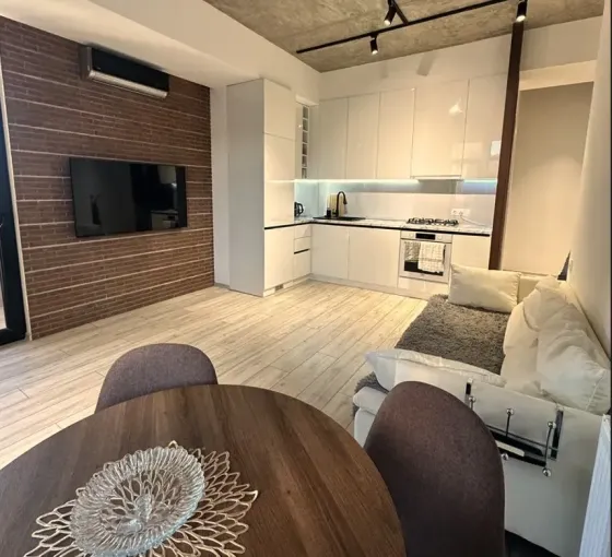 ქირავდება 2 ოთახიანი ბინა 60მ² 3/12 სართ თბილისი