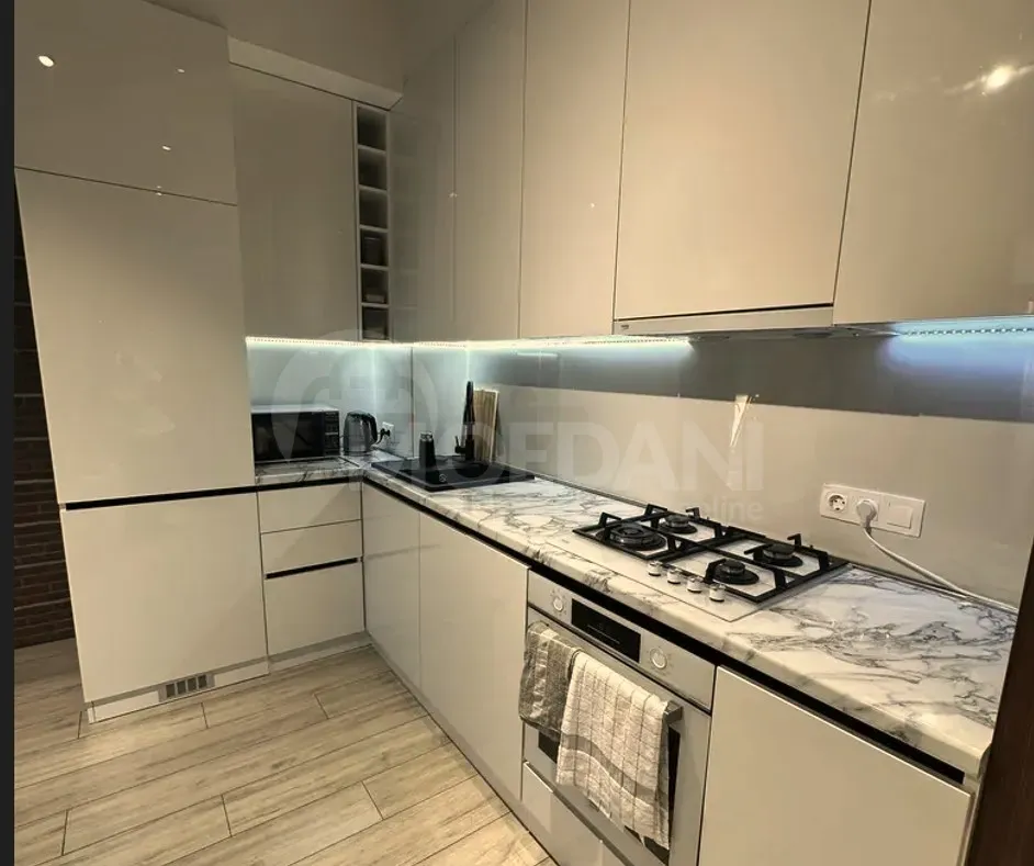 ქირავდება 2 ოთახიანი ბინა 60მ² 3/12 სართ თბილისი - photo 6