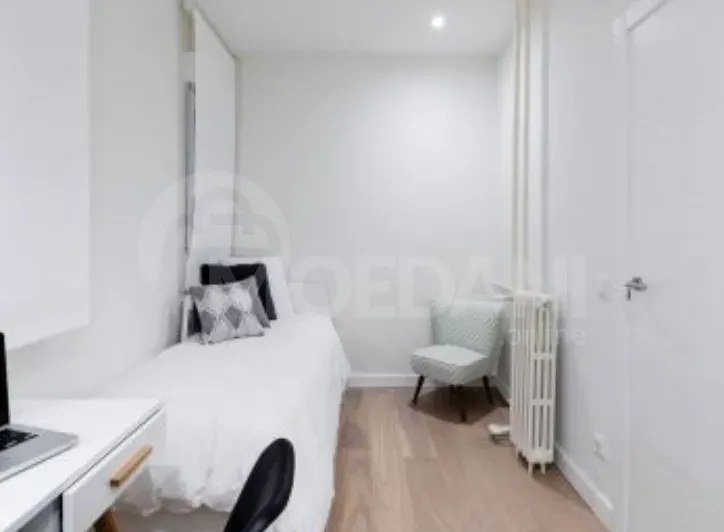 Apartments For Rent four-room 138м² 6/9 floor Tbilisi - photo 6