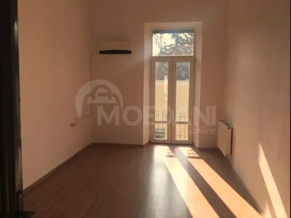 Сдается коммерческое офисное помещение в Чугурети Тбилиси - изображение 6