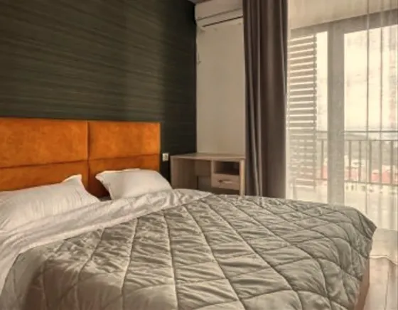 ქირავდება 3 ოთახიანი ბინა 100მ² 3/10 სართ თბილისი