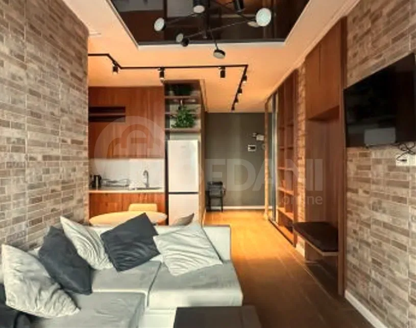 ქირავდება 3 ოთახიანი ბინა 100მ² 3/10 სართ თბილისი - photo 1