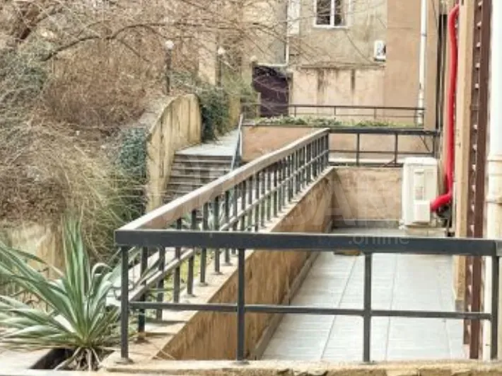 ქირავდება 3 ოთახიანი ბინა 105მ² 2/10 სართ თბილისი - photo 6