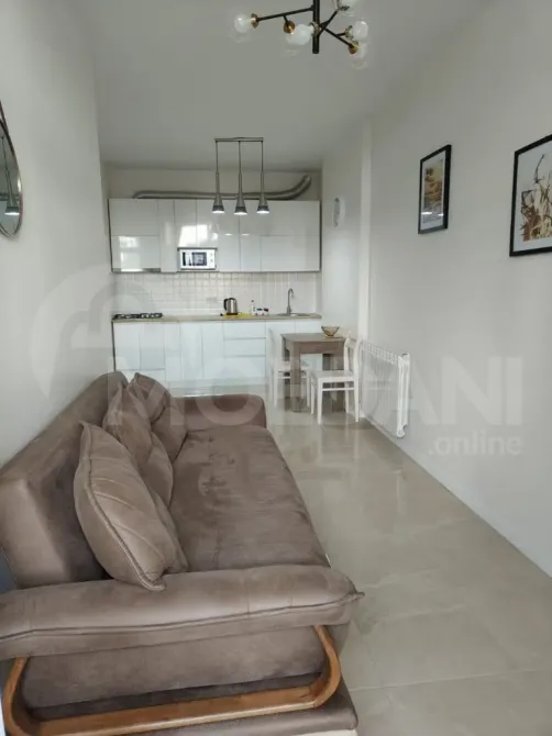 Сдам 2-комн. квартиру 45м² 11/27 эт. Батуми - изображение 1