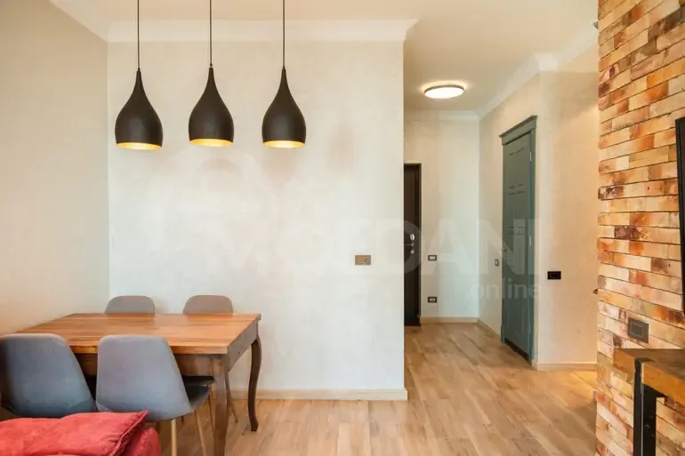 იყიდება 2 ოთახიანი ბინას 39მ² 26/30 სართ ბათუმი - photo 2