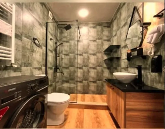 ქირავდება 3 ოთახიანი ბინა 90მ² 11/18 სართ თბილისი