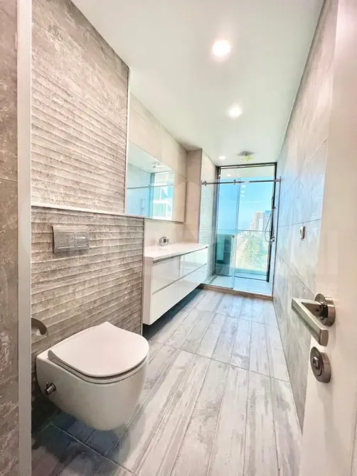 Продам 3-комн. квартиру 109м² 10/13 эт. Батуми - изображение 2