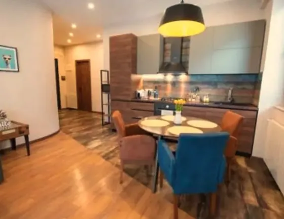 ქირავდება 3 ოთახიანი ბინა 75მ² 3/7 სართ თბილისი