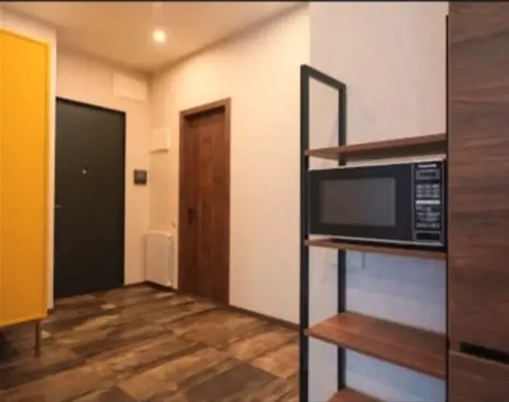 ქირავდება 3 ოთახიანი ბინა 75მ² 3/7 სართ თბილისი