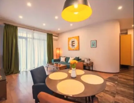 ქირავდება 3 ოთახიანი ბინა 75მ² 3/7 სართ თბილისი