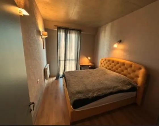 ქირავდება 2 ოთახიანი ბინა 75მ² 18/22 სართ თბილისი