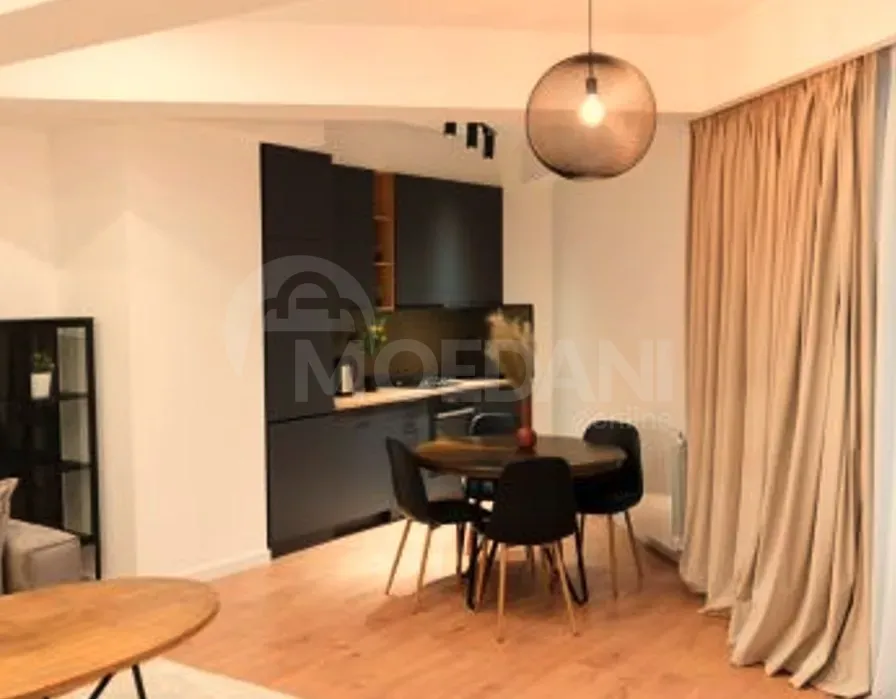 ქირავდება 3 ოთახიანი ბინა 160მ² 10/18 სართ თბილისი - photo 4