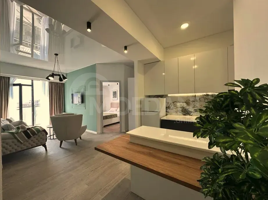 ქირავდება 3 ოთახიანი ბინა 77მ² 7/15 სართ თბილისი - photo 1