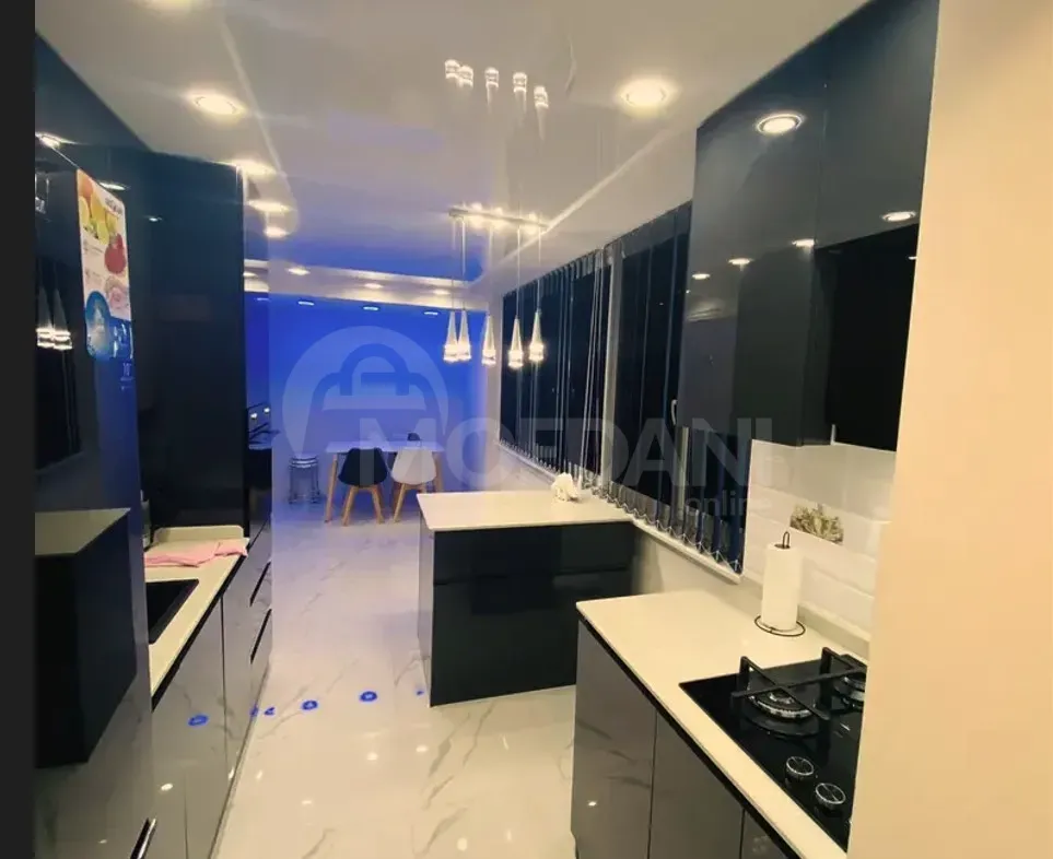 ქირავდება 3 ოთახიანი ბინა 100მ² 4/5 სართ თბილისი - photo 4