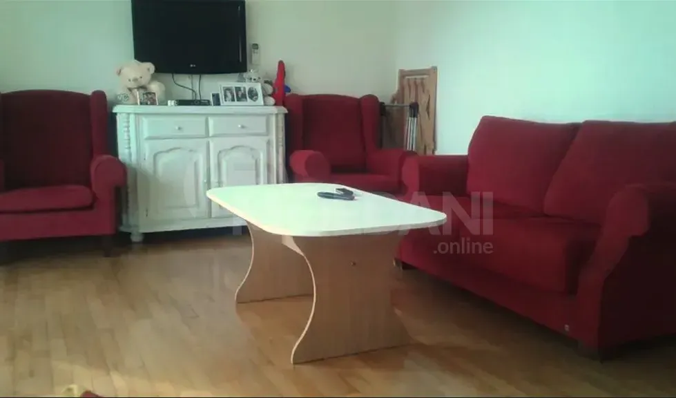 Сдам 3-комн. квартиру на сутки в Батуми  80м² 5/6 эт. Батуми - изображение 2