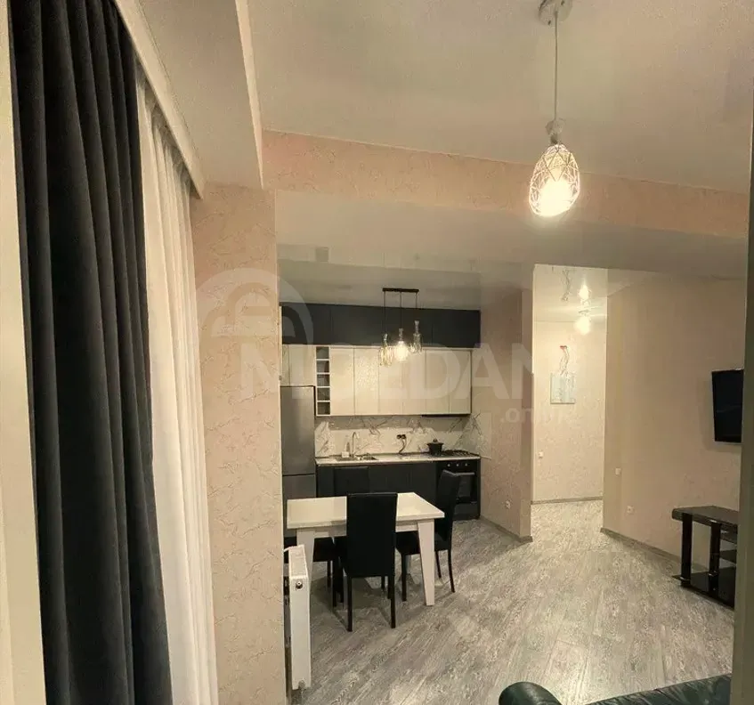 ქირავდება 3 ოთახიანი ბინა 80მ² 8/20 სართ თბილისი - photo 2