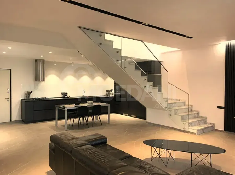 Продам 4-комн. квартиру 327м² 2/6 эт. Тбилиси - изображение 4