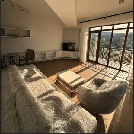 ქირავდება 3 ოთახიანი ბინა 120მ² 12/20 სართ თბილისი