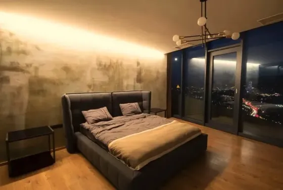 ქირავდება 3 ოთახიანი ბინა 128მ² 24/32 სართ თბილისი