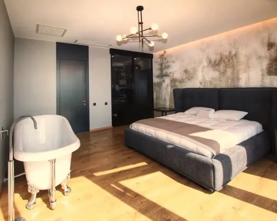 ქირავდება 3 ოთახიანი ბინა 128მ² 24/32 სართ თბილისი