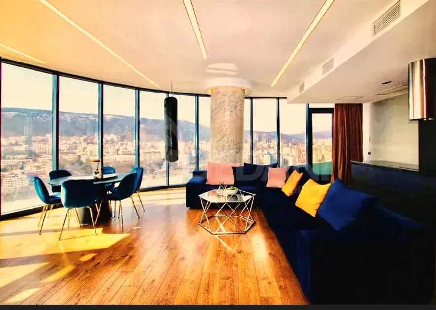 ქირავდება 3 ოთახიანი ბინა 128მ² 24/32 სართ თბილისი - photo 1