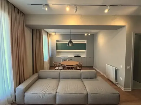 ქირავდება 3 ოთახიანი ბინა 70მ² 5/7 სართ თბილისი