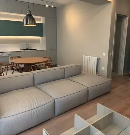 ქირავდება 3 ოთახიანი ბინა 70მ² 5/7 სართ თბილისი