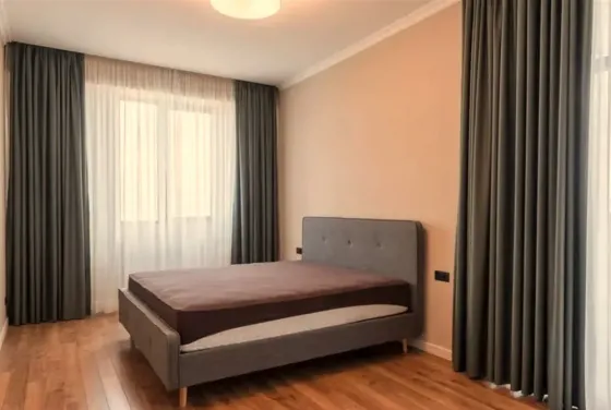 ქირავდება 3 ოთახიანი ბინა 145მ² 17/22 სართ თბილისი