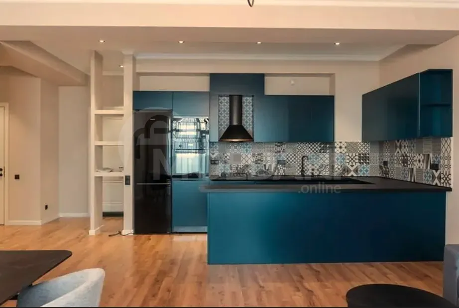 ქირავდება 3 ოთახიანი ბინა 145მ² 17/22 სართ თბილისი - photo 1