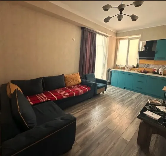 ქირავდება 2 ოთახიანი ბინა 65მ² 12/18 სართ თბილისი