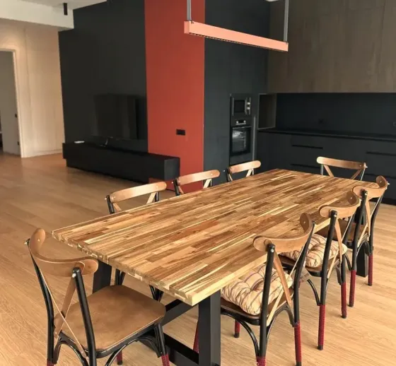 ქირავდება 3 ოთახიანი ბინა 150მ² 15/22 სართ თბილისი