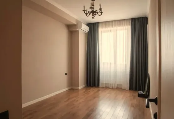 ქირავდება 3 ოთახიანი ბინა 145მ² 17/22 სართ თბილისი